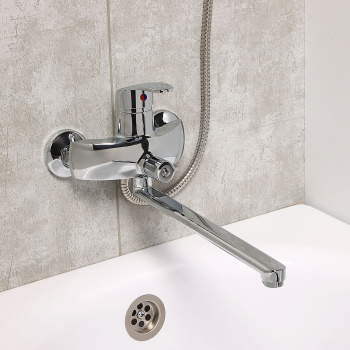 Смеситель для ванны Roegen RC110F, длинный излив, однорычажный, с лейкой