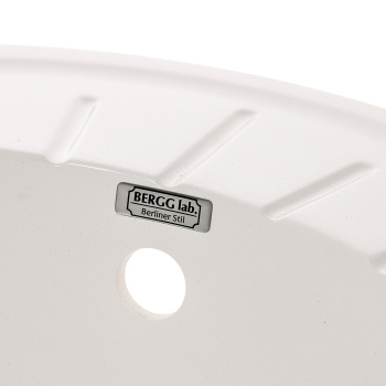 Мойка из искусственного камня овальная белая глянцевая Тейлор Z10G31 (575*440*215) *1